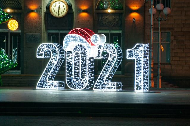 Holiday Opening Times and Dispatch Deadlines 2021/2022